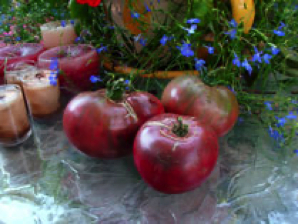 carbon heirloom tomato